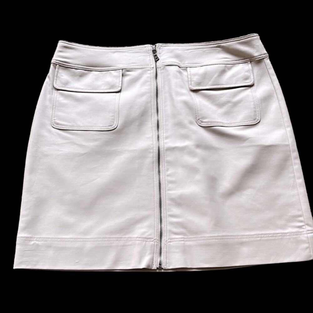 NWT Ann Taylor Size 6 Front Zip Beige Skirt